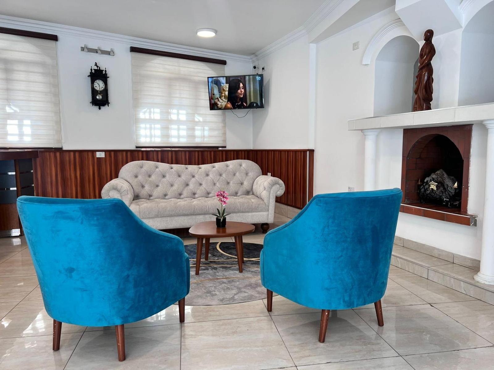 Virreyes Hotel โปโตซี ภายนอก รูปภาพ